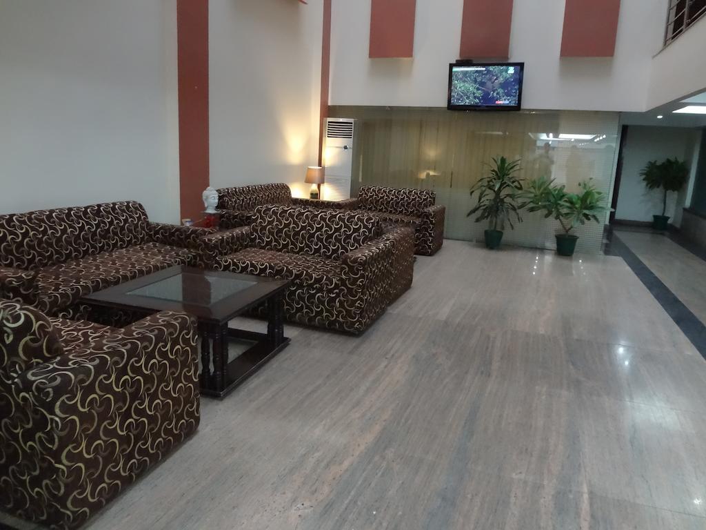 Hotel Kyron Delhi  Exterior photo